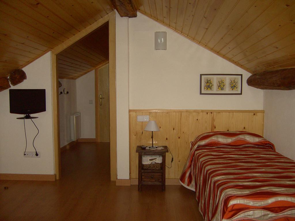 Casa Rogel Guest House Llesuy ภายนอก รูปภาพ